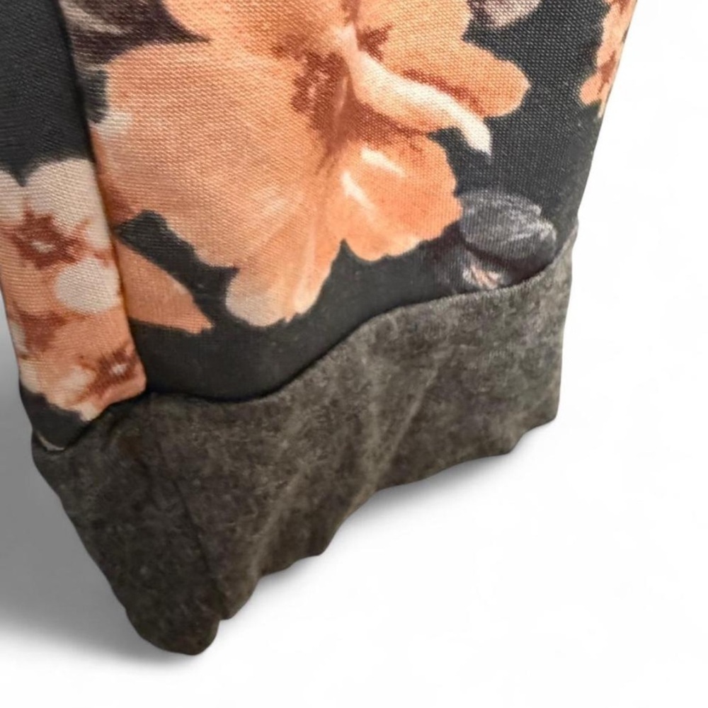 Egy Floral Hoodie with pink and Gray Pattern - Picture 8 of 8